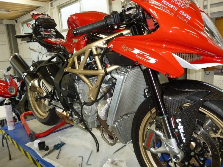 タイラレーシング静岡店】MV AGUSTA F3-800 車検整備実施中｜WHAT'S